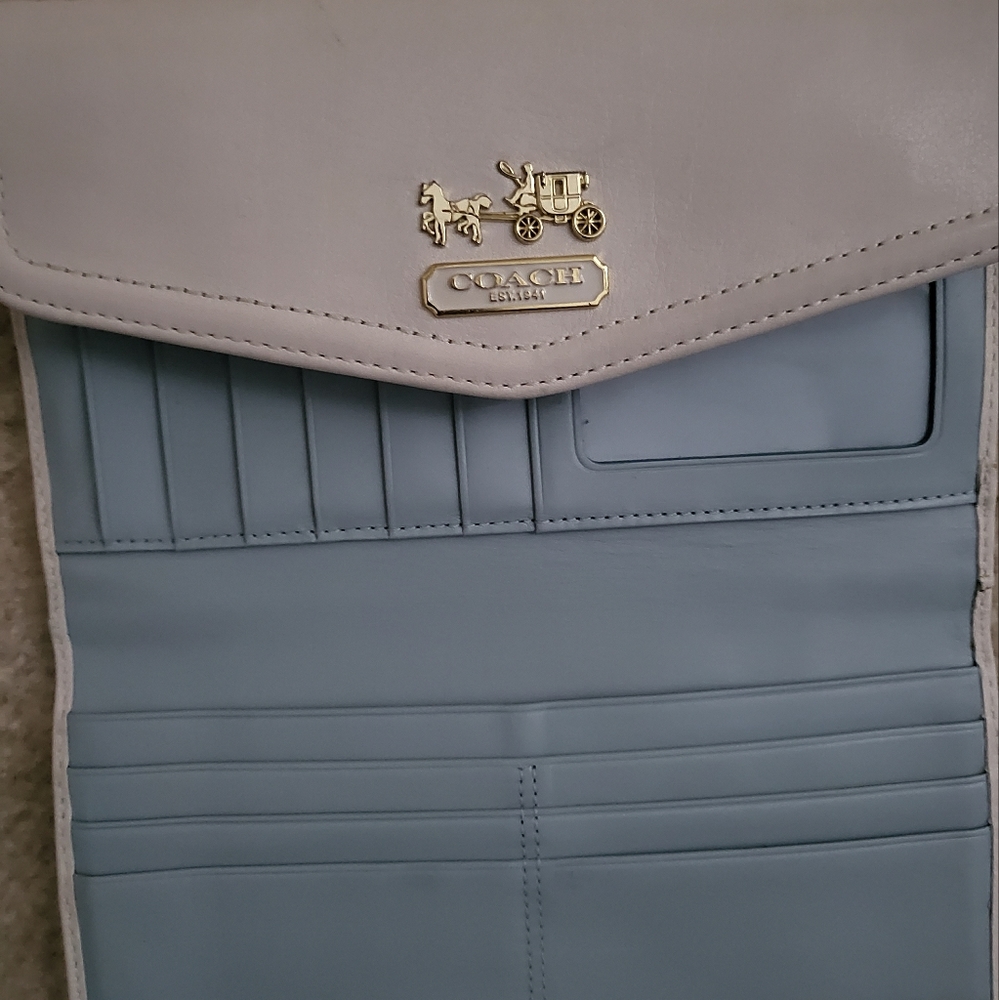 COACH white wallet